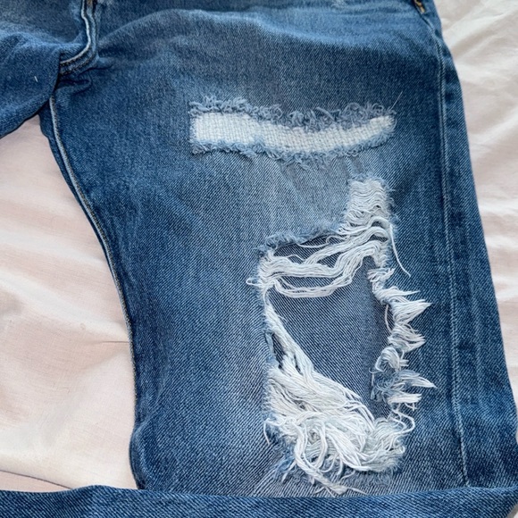 33x32 H&M SLIM TAPERED MENS JEANS DISTRESSED DENIM - Picture 2 of 4